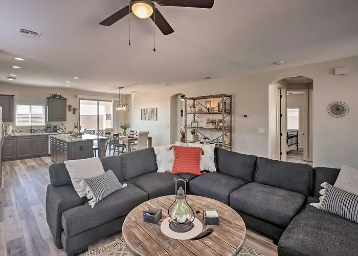 Arizona Home: 3 Mi To Co River, Snowbirds Welcome Holiday home *
