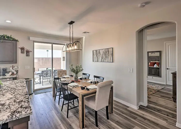 Arizona Home: 3 Mi To Co River, Snowbirds Welcome * Bullhead City