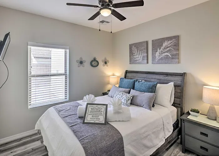 Arizona Home: 3 Mi To Co River, Snowbirds Welcome Holiday home *