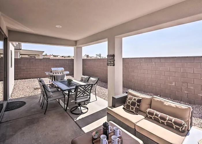Arizona Home: 3 Mi To Co River, Snowbirds Welcome Holiday home