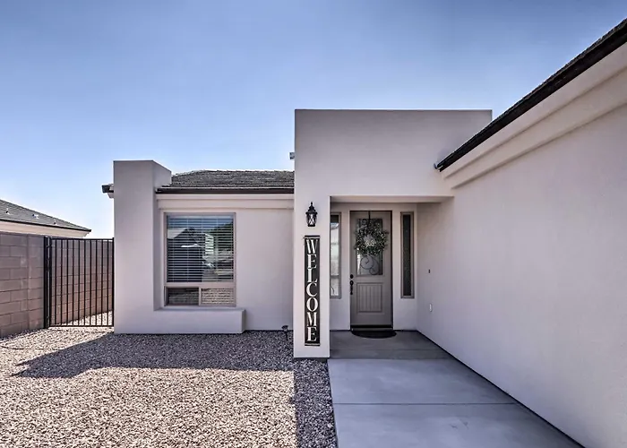 Arizona Home: 3 Mi To Co River, Snowbirds Welcome Holiday home Bullhead City